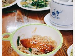 -正宗普宁豆干坊·洪记砂锅粥(红领巾路店)