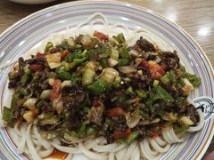 -歹歹的加个面过油肉拌面