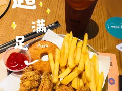 卤辣鲜炸鸡小吃拼盘-乐凯撒披萨(卓悦汇店)