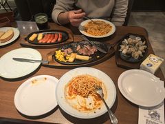 -萨莉亚意式餐厅(杭州滨江天街店)