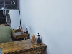 -阿姨小肉摊(同济西苑店)