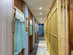 -崴海渔村(虹梅路店)