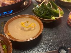 -渝井巷重庆老火锅(沈阳吉祥店)