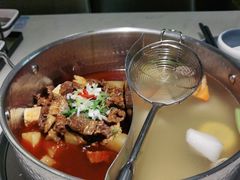 -左庭右院鲜牛肉火锅(浦江欢乐颂店)