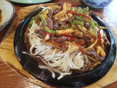 -红灯笼面食馆(世贸店)