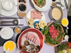 -红鼎豆捞·非遗鲍皇汤火锅(宝丰路店)