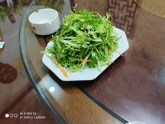 -壹阁胡羊焖饼(特色小吃街店)