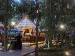 -二荆条·蜀鲜汇城市森林火锅