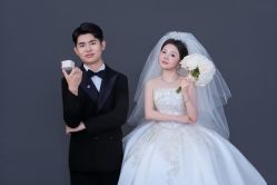 -雅云婚纱摄影工作室旗舰店