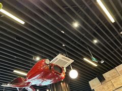 -汽车博物馆主题餐厅