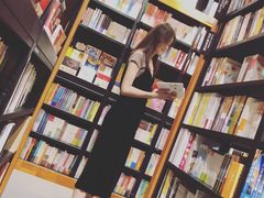 -西西弗书店&矢量咖啡(来福士广场店)