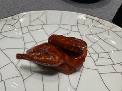 金牌妙龄乳鸽-新荣记(南京西路店)
