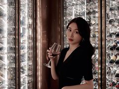 -wineapp葡萄酒餐吧(外滩金融中心店)