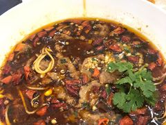 水煮牛肉-香港新曜记·粤菜点心(滨江宝龙店)