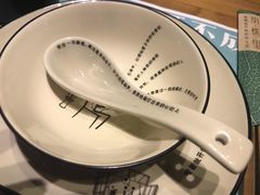 -临界音乐酒馆·小龙虾·江湖菜(华熙LIVE·鱼洞店)