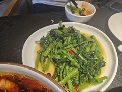 -万重锦·人文川菜馆(骡马市店)