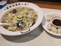 -江渔儿酸菜鱼(奥园广场金发购物中心店)