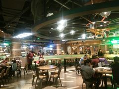 大堂-食通天美食广场(华润万象城店)