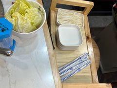 -鲁员外地锅鸡地锅鱼(古墩路店)