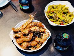 赖尿虾有膏-三妹小龙虾·黄油蟹(华侨城总店)