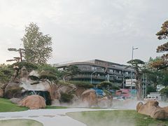 -罗红摄影艺术馆