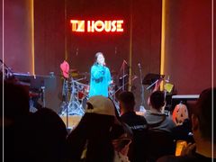 -TZ House音乐现场(来福士中心店)