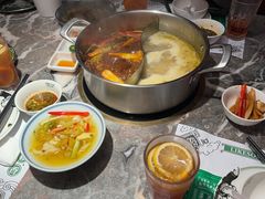 -禄婶鸡煲·打边炉