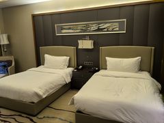 -天津京基皇冠假日酒店
