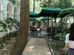 -星巴克臻选(广州沙面店)