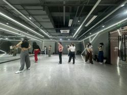 -5KM舞蹈街舞工作室