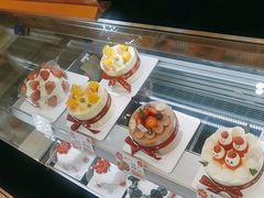 -花花卷卷·鲜食蛋糕(静安久光百货店)