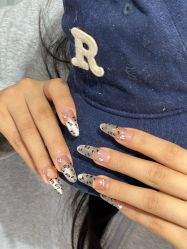 -魔丽卡·中国式美甲美睫