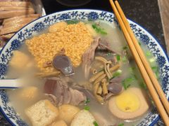 小潘特色鸭血粉丝汤-小潘记鸭血粉丝汤