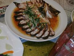 -誉兴大酒店(昆山高铁南站柏庐南路店)