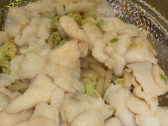 -小鱼小牛·鱼牛干锅·脆鱼火锅(世欧广场店)