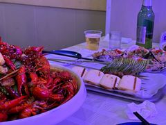 -海盗船. 龙虾烧烤. 酒馆