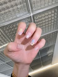 -七月美睫 美甲