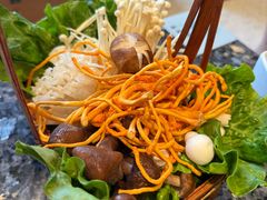 -一席地·本地鸡窝·杭帮鸡火锅(萧山银隆百货店)