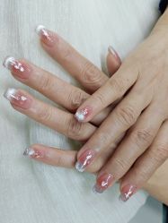 -芊屿芊浔美甲