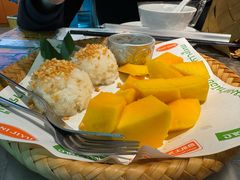 -小小集渔·泰式大排档(太古里香槟店)