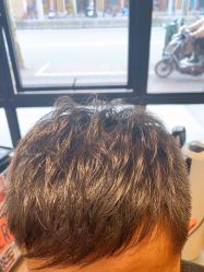 -PE SALON