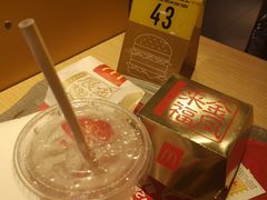 -麦当劳(海岸城店)