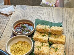 -银米·云南传统过桥米线(双廊黑金冠店)