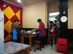 大堂-潘国仙耳光馄饨(黄家阙路店)