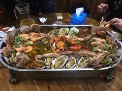 -老东镇啤酒屋海鲜加工·蒸汽海鲜·海鲜烧烤(台东店)