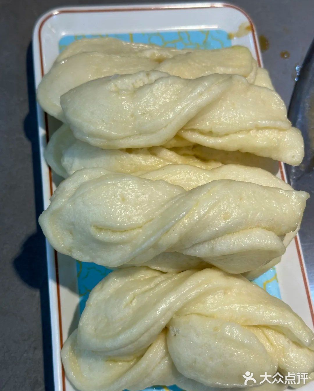 尝一口,让美味在舌尖上绽放出希望的火花