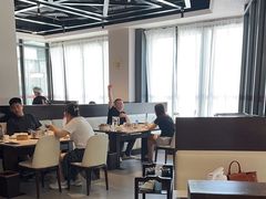 -煲王粤菜餐厅(中侨中心店)