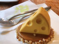 芝士咸蛋黄蛋糕-星巴克(广州天河北龙口店)