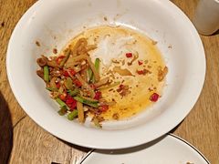 -聚鑫朋酸菜肥肠(文艺路口店)