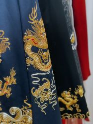 -懿沉香中式嫁衣礼服秀禾服龙凤褂马来褂旗袍总店